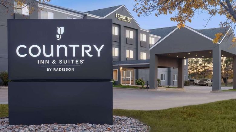 <b>Country Inn & Stes By Radisson Brookings Exterior</b>. Images powered by <a href="https://iceportal.shijigroup.com/" title="IcePortal" target="_blank">IcePortal</a>.