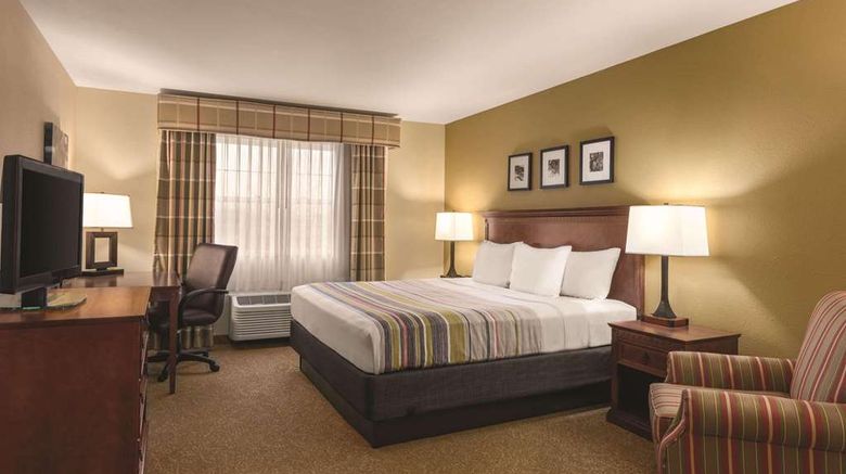 <b>Country Inn & Suites Dakota Dunes Suite</b>. Images powered by <a href="https://iceportal.shijigroup.com/" title="IcePortal" target="_blank">IcePortal</a>.