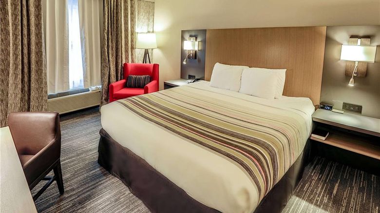 <b>Country Inn & Suites Nashville Airport Room</b>. Images powered by <a href="https://iceportal.shijigroup.com/" title="IcePortal" target="_blank">IcePortal</a>.