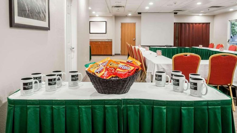 <b>Country Inn & Suites Cookeville Meeting</b>. Images powered by <a href="https://iceportal.shijigroup.com/" title="IcePortal" target="_blank">IcePortal</a>.