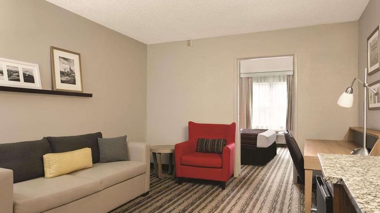 <b>Country Inn & Suites Nashville Airport East Suite</b>. Images powered by <a href="https://iceportal.shijigroup.com/" title="IcePortal" target="_blank">IcePortal</a>.