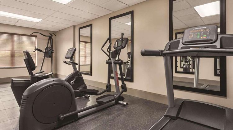 Country Inn & Suites Nashville Airport East Health