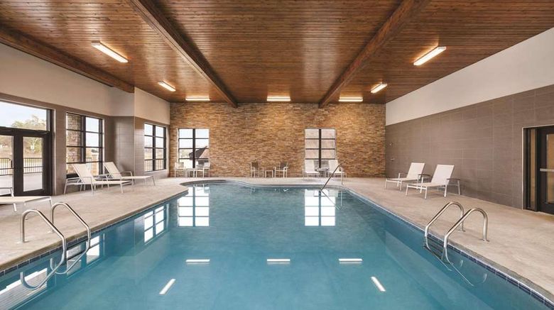 <b>Country Inn & Suites Sevierville-Kodak Pool</b>. Images powered by <a href="https://iceportal.shijigroup.com/" title="IcePortal" target="_blank">IcePortal</a>.