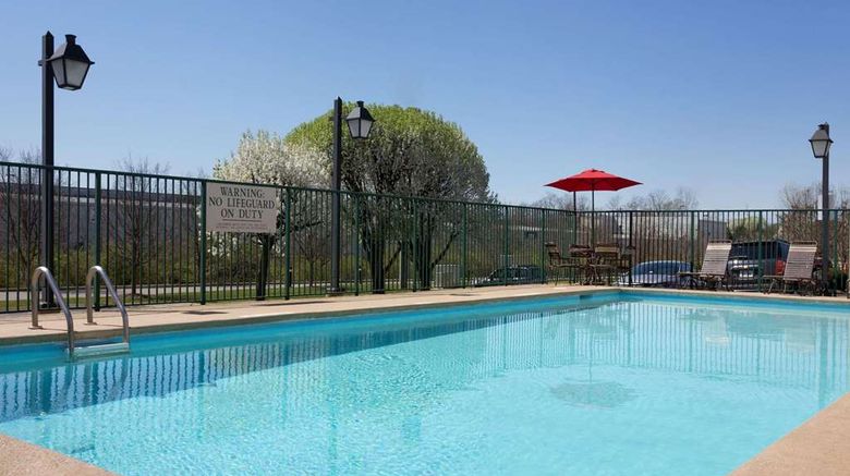 <b>Country Inn & Suites Nashville Pool</b>. Images powered by <a href="https://iceportal.shijigroup.com/" title="IcePortal" target="_blank">IcePortal</a>.