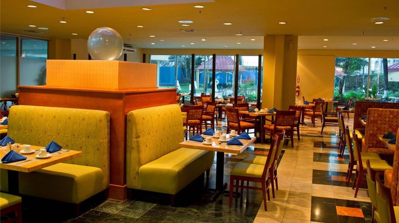 <b>Radisson Hotel Trinidad Restaurant</b>. Images powered by <a href="https://iceportal.shijigroup.com/" title="IcePortal" target="_blank">IcePortal</a>.