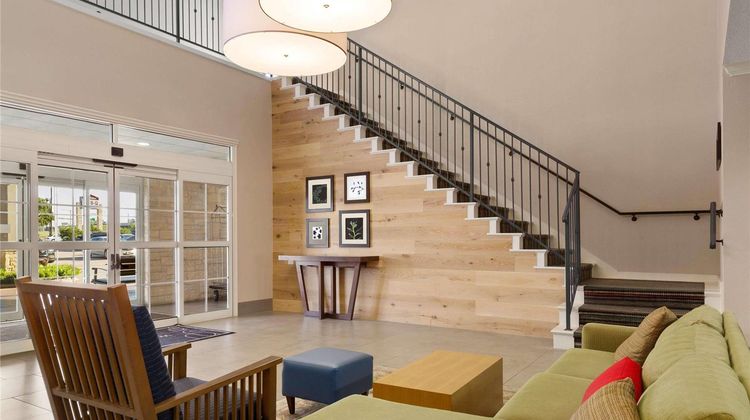 Country Inn & Suites Austin N Pflugevill Lobby
