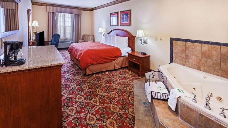 Country Inn & Suites Amarillo I-40 West Suite