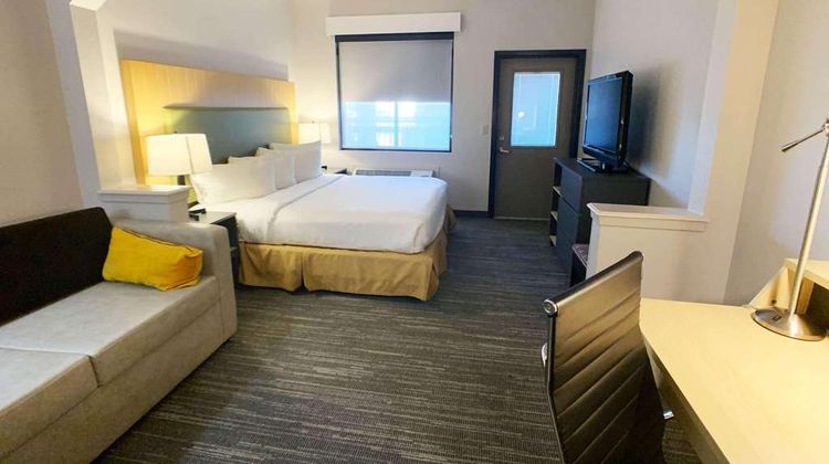 Country Inn & Suites Fort Worth West l-30 NAS Room