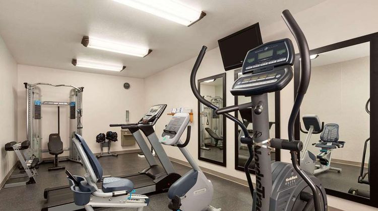 Country Inn & Suites Fort Worth West l-30 NAS Health