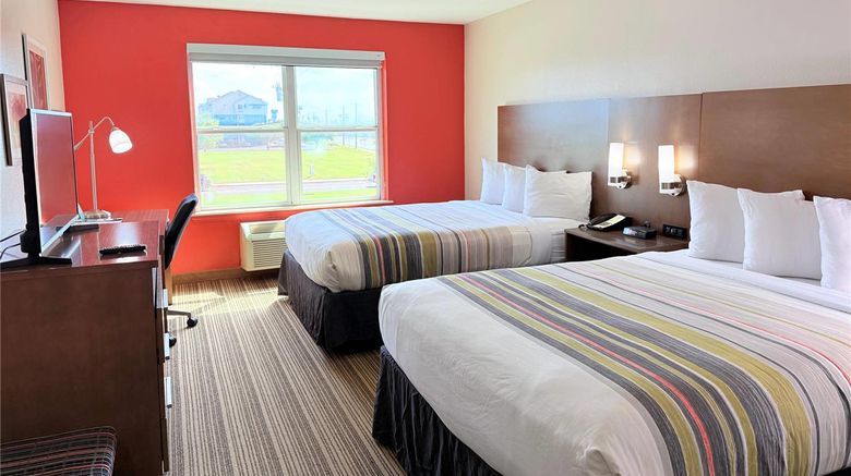 <b>Country Inn & Suites Harlingen Room</b>. Images powered by <a href="https://iceportal.shijigroup.com/" title="IcePortal" target="_blank">IcePortal</a>.