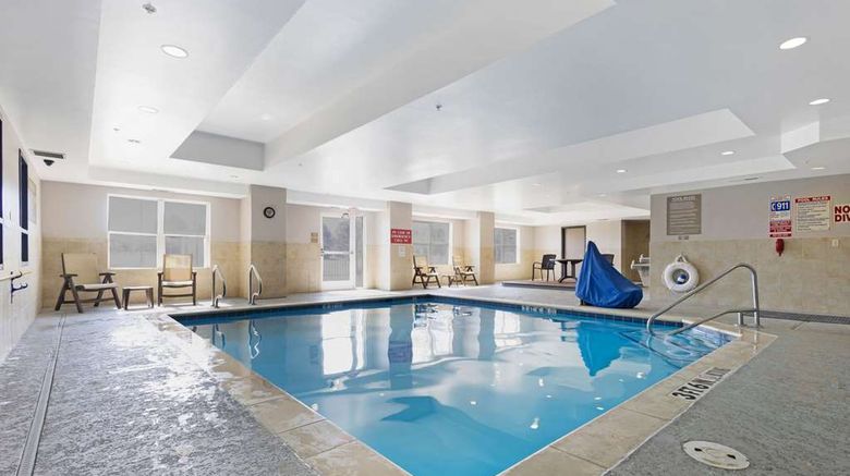 <b>Country Inn & Suites Texarkana Pool</b>. Images powered by <a href="https://iceportal.shijigroup.com/" title="IcePortal" target="_blank">IcePortal</a>.