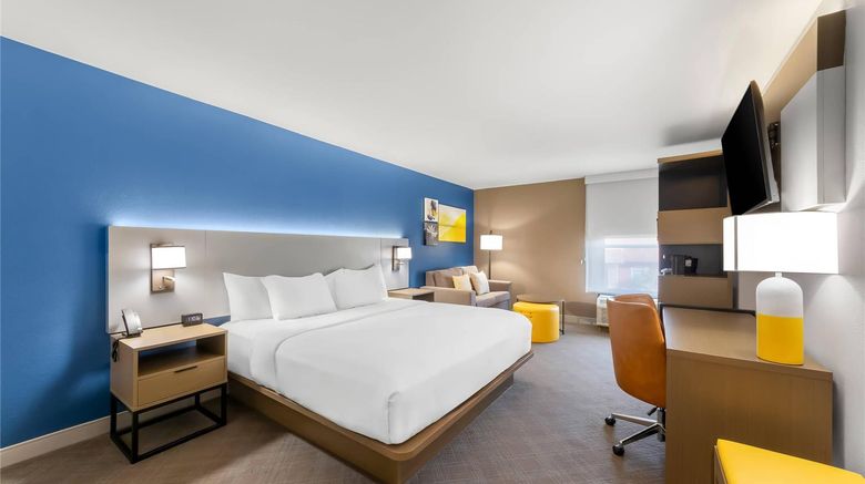 <b>Country Inn & Suites Portland Room</b>. Images powered by <a href="https://iceportal.shijigroup.com/" title="IcePortal" target="_blank">IcePortal</a>.
