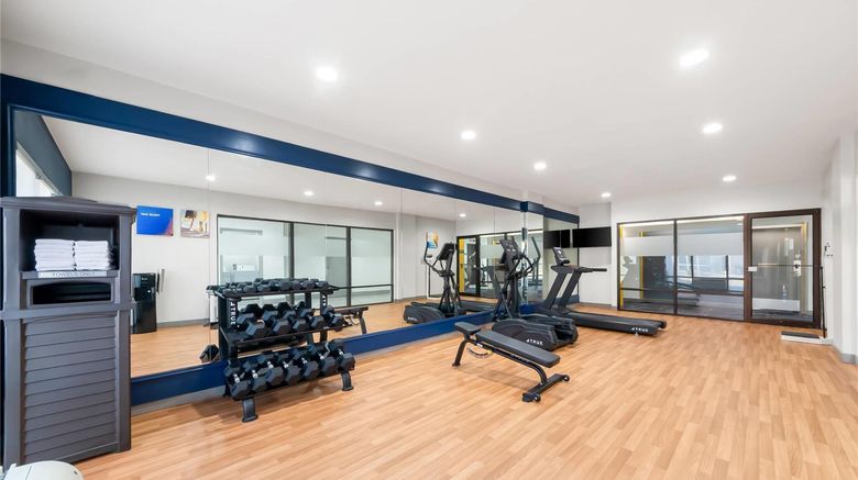 <b>Country Inn & Suites Portland Health</b>. Images powered by <a href="https://iceportal.shijigroup.com/" title="IcePortal" target="_blank">IcePortal</a>.