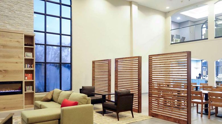 Country Inn  and  Suites Houston Northwest Lobby. Images powered by <a href="https://iceportal.shijigroup.com" target="_blank" rel="noopener">Ice Portal</a>.