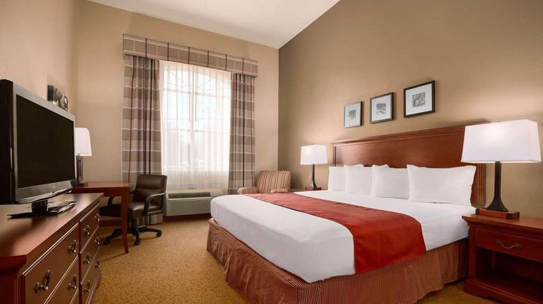 <b>Country Inn & Suites Houston IAH East Room</b>. Images powered by <a href="https://iceportal.shijigroup.com/" title="IcePortal" target="_blank">IcePortal</a>.