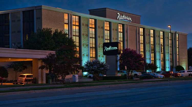 Radisson Hotel Fort Worth North Exterior
