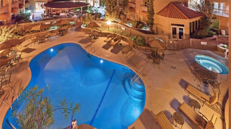 Radisson Hotel El Paso Airport Pool