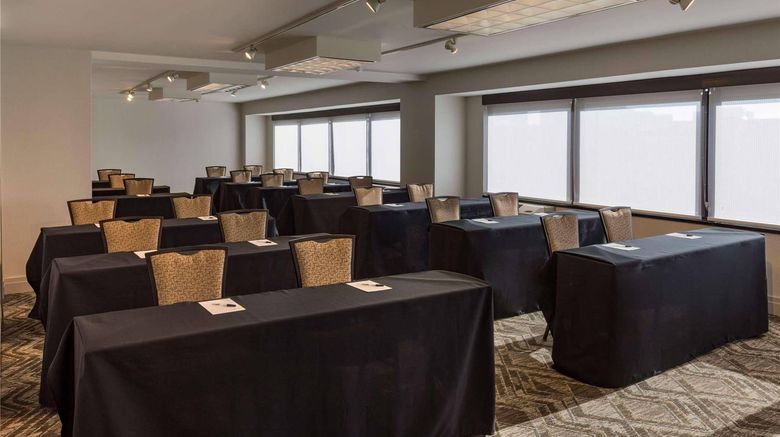 <b>Radisson Salt Lake City Downtown Meeting</b>. Images powered by <a href="https://iceportal.shijigroup.com/" title="IcePortal" target="_blank">IcePortal</a>.