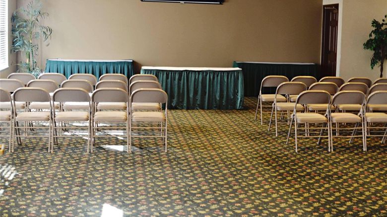 <b>Country Inn & Suites West Valley City Meeting</b>. Images powered by <a href="https://iceportal.shijigroup.com/" title="IcePortal" target="_blank">IcePortal</a>.