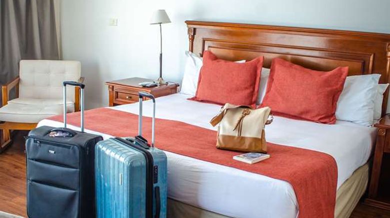 <b>Radisson Hotel Colonia del Sacramento Suite</b>. Images powered by <a href="https://iceportal.shijigroup.com/" title="IcePortal" target="_blank">IcePortal</a>.