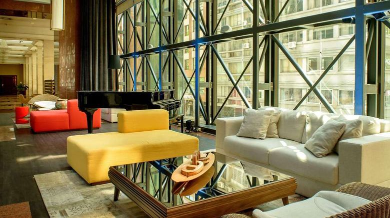 <b>Radisson Montevideo Victoria Plaza Hotel Lobby</b>. Images powered by <a href="https://iceportal.shijigroup.com/" title="IcePortal" target="_blank">IcePortal</a>.