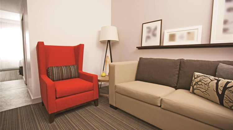 Country Inn & Suites Charlottesville-UVA Suite