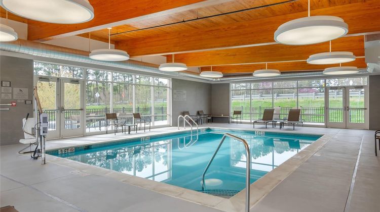 Country Inn & Suites Charlottesville-UVA Pool