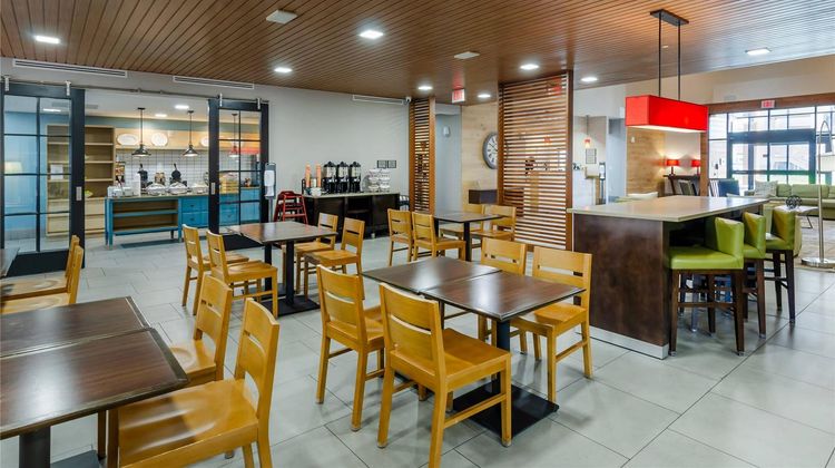 Country Inn & Suites Charlottesville-UVA Restaurant