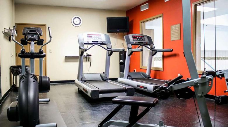 <b>Country Inn & Suites Richmond West at I-64 Health</b>. Images powered by <a href="https://iceportal.shijigroup.com/" title="IcePortal" target="_blank">IcePortal</a>.