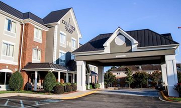 Country Inn & Suites Richmond West at I-64