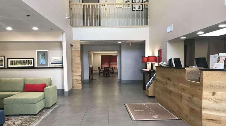 Country Inn & Suites by Radisson I-95 S. Lobby
