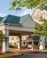 Country Inn & Suites by Radisson-Chester