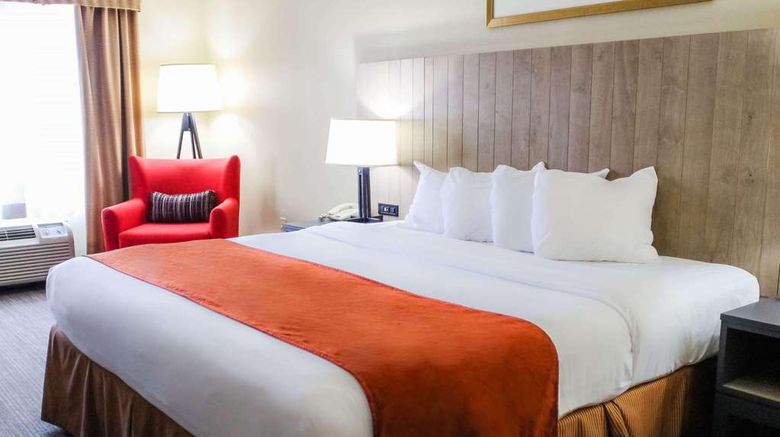 <b>Country Inn & Suites by Radisson-Chester Room</b>. Images powered by <a href="https://iceportal.shijigroup.com/" title="IcePortal" target="_blank">IcePortal</a>.