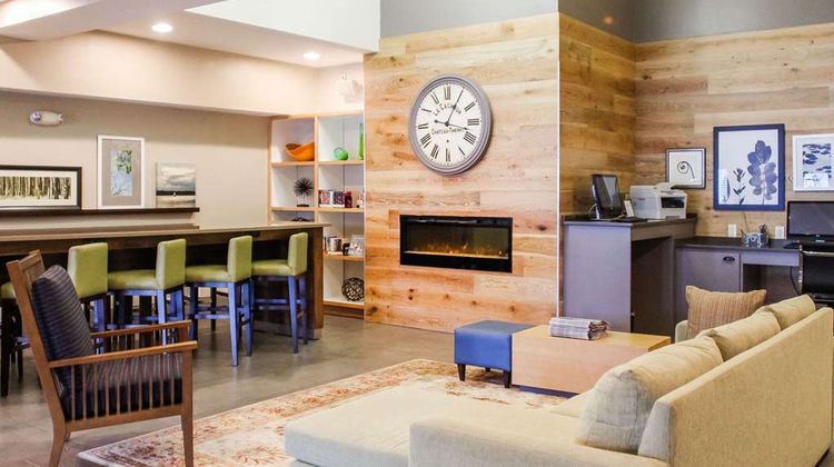 Country Inn & Suites by Radisson-Chester Lobby