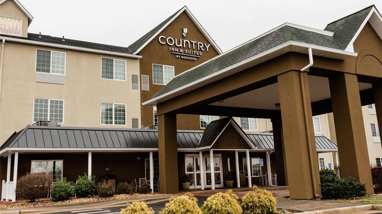 Country Inn & Suites Winchester Exterior