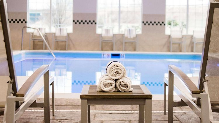 Country Inn & Suites Winchester Pool