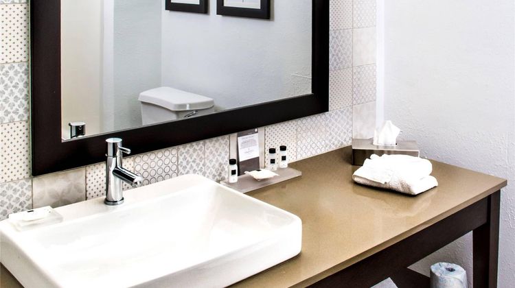 Country Inn & Suites Winchester Room