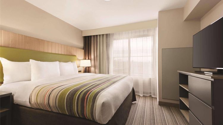 Country Inn & Suites Wytheville Suite