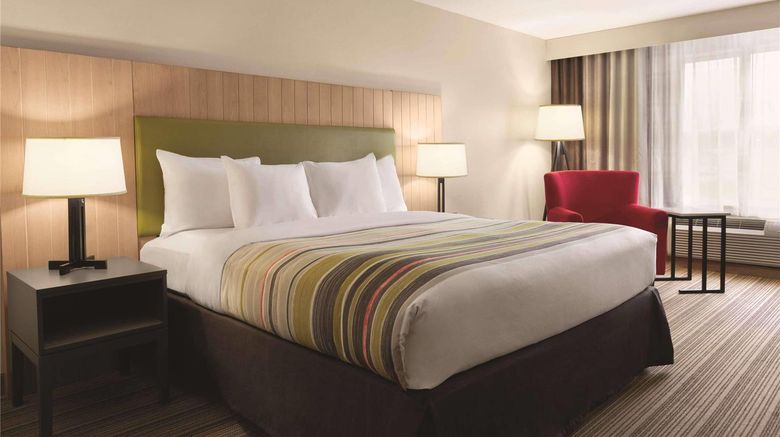 <b>Country Inn & Suites Wytheville Room</b>. Images powered by <a href="https://iceportal.shijigroup.com/" title="IcePortal" target="_blank">IcePortal</a>.