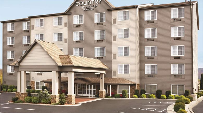 Country Inn  and  Suites Wytheville Exterior. Images powered by <a href="https://iceportal.shijigroup.com" target="_blank" rel="noopener">Ice Portal</a>.