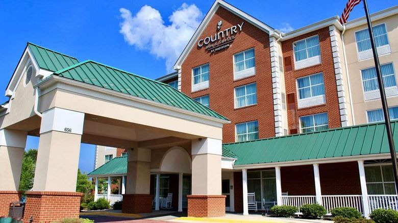 Country Inn  and  Suites Fredericksburg Exterior. Images powered by <a href="https://iceportal.shijigroup.com" target="_blank" rel="noopener">Ice Portal</a>.