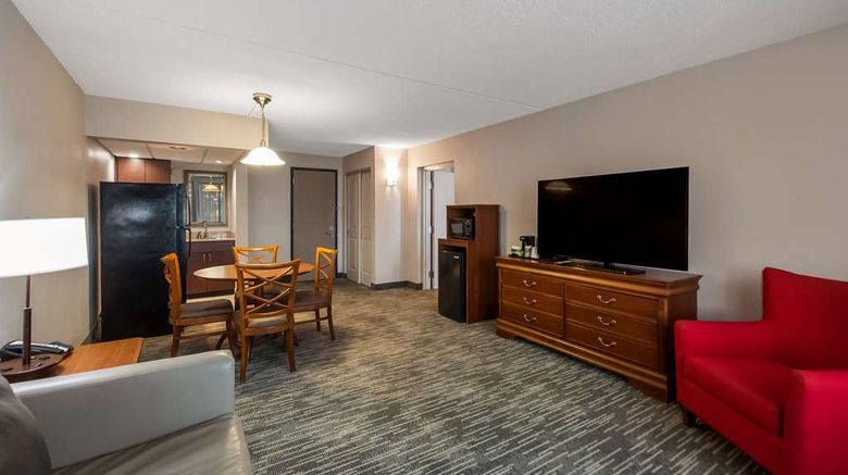 <b>Country Inn & Stes Fredericksburg South Suite</b>. Images powered by <a href="https://iceportal.shijigroup.com/" title="IcePortal" target="_blank">IcePortal</a>.