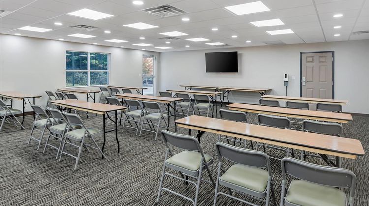 Country Inn & Suites Ashland - Hanover Meeting