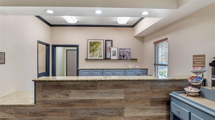 Country Inn & Suites Ashland - Hanover Lobby