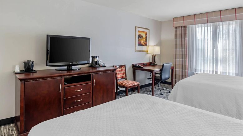 <b>Country Inn & Suites Ashland - Hanover Suite</b>. Images powered by <a href="https://iceportal.shijigroup.com/" title="IcePortal" target="_blank">IcePortal</a>.