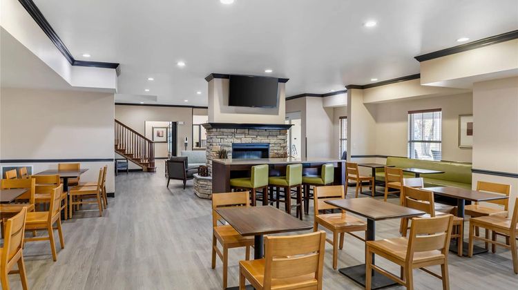 Country Inn & Suites Ashland - Hanover Restaurant