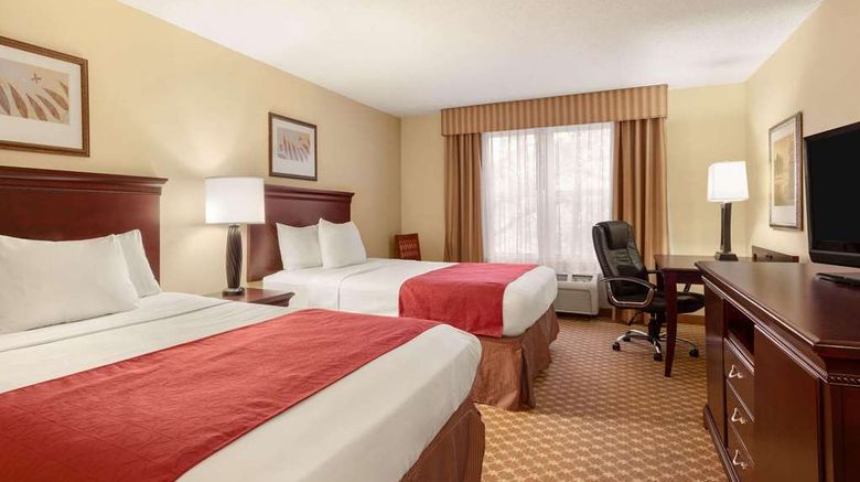 <b>Country Inn & Suites Doswell Kings Dominion Room</b>. Images powered by <a href="https://iceportal.shijigroup.com/" title="IcePortal" target="_blank">IcePortal</a>.