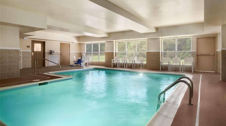 <b>Country Inn & Suites Doswell Kings Dominion Pool</b>. Images powered by <a href="https://iceportal.shijigroup.com/" title="IcePortal" target="_blank">IcePortal</a>.
