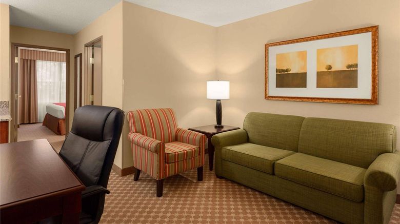 <b>Country Inn & Suites Doswell Kings Dominion Suite</b>. Images powered by <a href="https://iceportal.shijigroup.com/" title="IcePortal" target="_blank">IcePortal</a>.