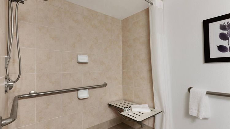 Country Inn & Suites Seattle-Bothell Room